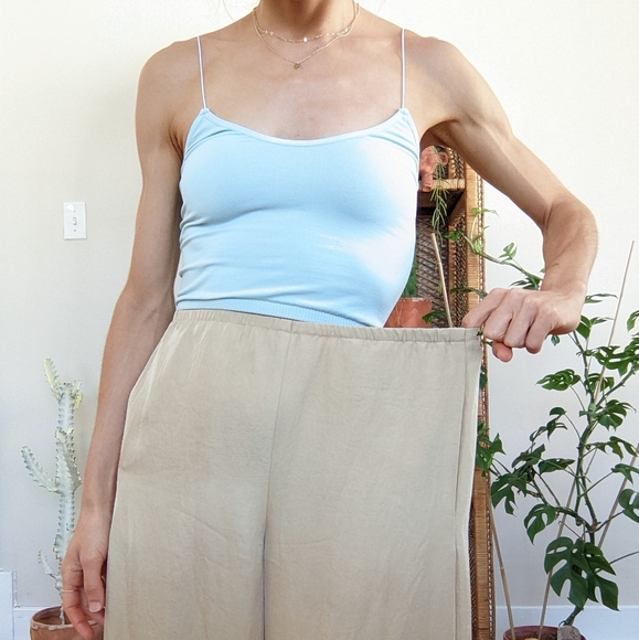 🚫 SOLD - Vince Triacetate Pull On Wide Leg Pants - Picture 6 of 10